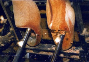 machine pour fabriquer les sabots en bois
